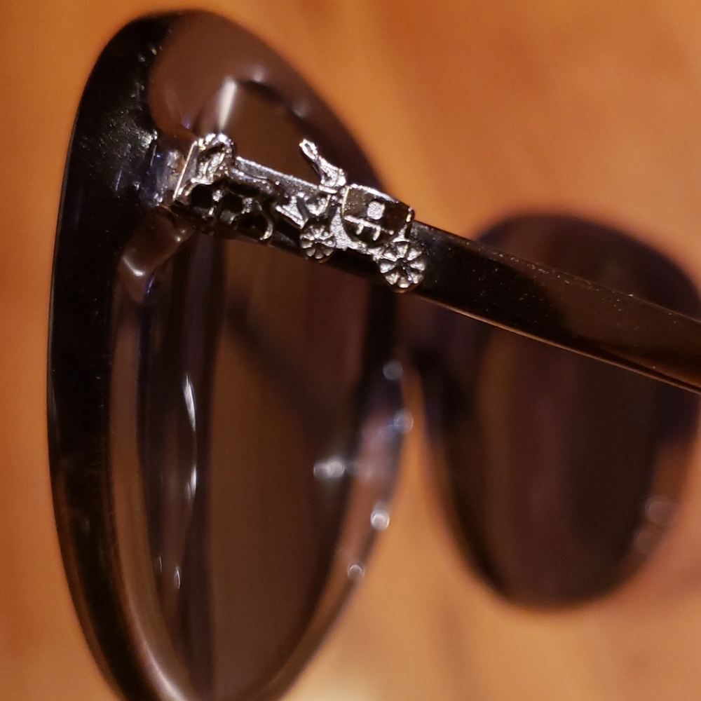 Coach sunglasses Authentic - Picture 7 of 11